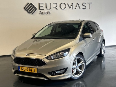 Ford Focus 1.0 Titanium Airco - pdc - Navigatie - Cruise -