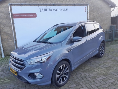 Ford Kuga Benzine