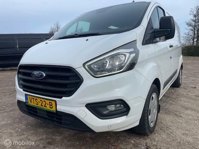 Ford Transit Custom 320 2.0 TDCI L2H1 Limited (BTW auto)