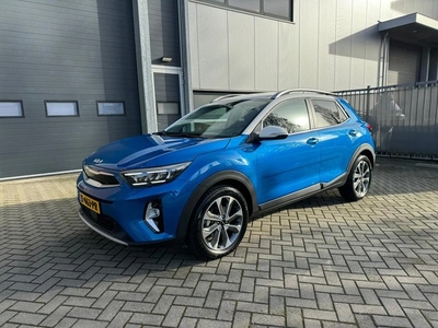 Kia Stonic 1.0 T-GDi MHEV 120PK DynamicPlusLine, Dodehoek