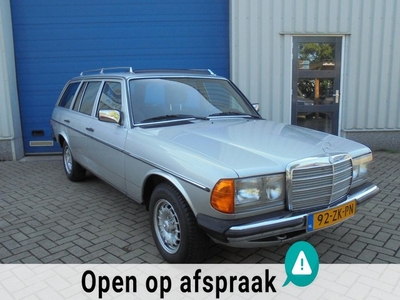 Mercedes-Benz 200-280 (W123) Combi w123 230 TE AUTOMAAT