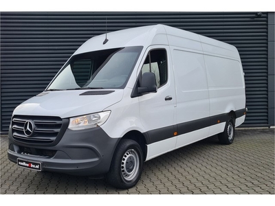 Mercedes-Benz Sprinter 317 CDI L3H2 Automaat (bj 2022)