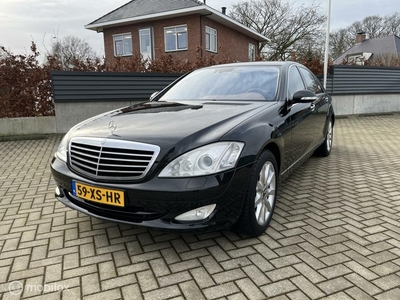 Mercedes S-klasse 350 Lang Prestige zwart 2007 Youngtimer