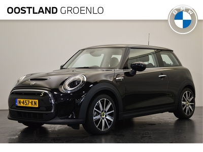 MINI MINI Electric Essential 33 kWh / Panoramadak / Sportstoelen / LED / Navigatie / Cruise Control / Multifunctioneel stuurwiel