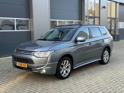 Mitsubishi Outlander 2.0 PHEV Instyle+ (bj 2013, automaat)