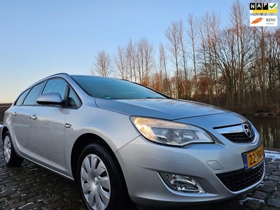 Opel Astra Sports Tourer 1.4 Turbo Sport zeer nette airco