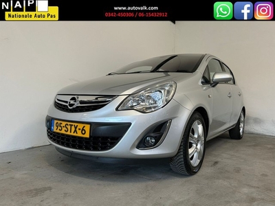 Opel Corsa 1.4-16V Cosmo Automaat! (bj 2011)