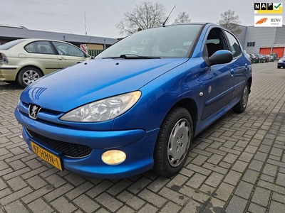 Peugeot 206 1.4 Génération 5-deurs *apk:03-2025*