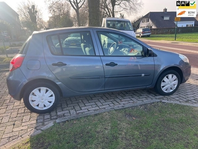 Renault Clio 1.2 Special Line