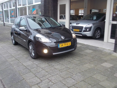 Renault Clio 1.2 TCe Night & Day NIEUWSTAAT MET