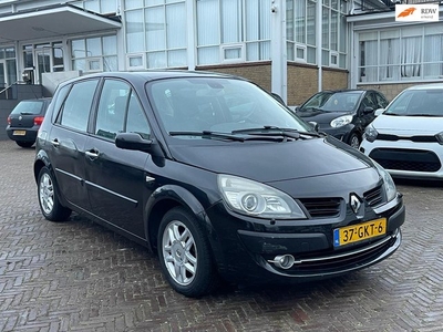 Renault Scénic 1.6-16V Tech Line