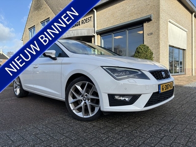 SEAT Leon 1.4 TSI FR Dynamic Trekhaak / Panoramadak / Full