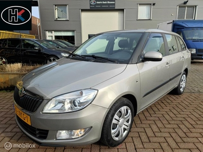 Skoda Fabia Combi 1.2 TSi Ambition Airco Trekhaak 1eEigenaar