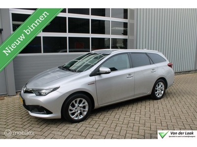 Toyota Auris 1.8 Hybrid Dynamic