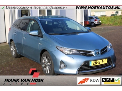 Toyota Auris Touring Sports 1.8 Hybrid Executive