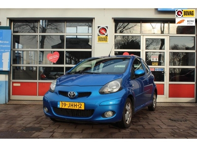 Toyota Aygo 1.0-12V Dynamic Blue