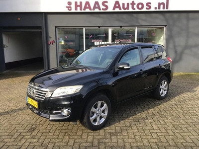 Toyota RAV4 2.0 VVTi Executive Business / LEDER / NAVI /