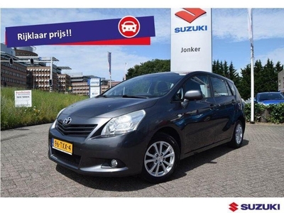 Toyota Verso 1.6 16v VVT-i Aspiration (5p)!