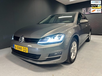 Volkswagen Golf 1.2 TSI Highline 6Bak 17inch NAP