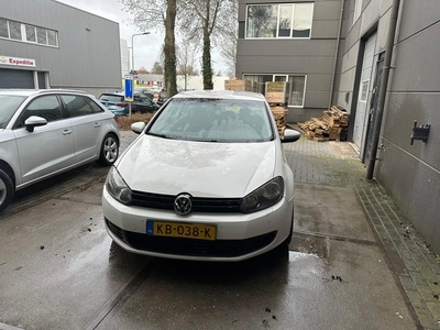 Volkswagen GOLF 1.4 TSi