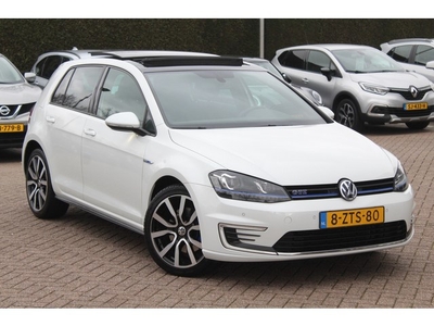 Volkswagen Golf 1.4 TSI GTE / Panoramadak / Camera /