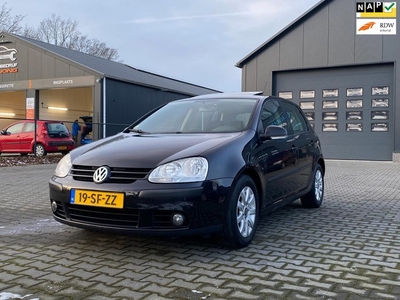 Volkswagen Golf 2.0 FSI Comfortline APK 17-10-2024 NAP