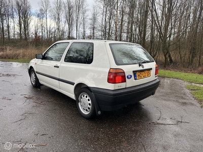 Volkswagen Golf 3 1.4 CL 98.115KM