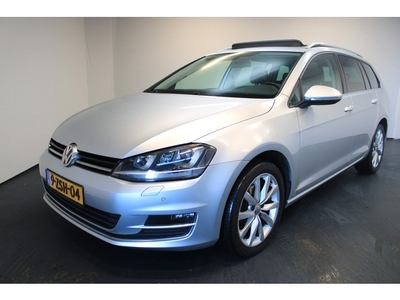 Volkswagen GOLF Variant 1.6 TDI Business Edition Pano