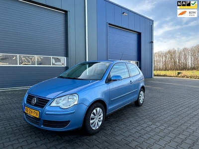 Volkswagen Polo 1.4-16V Optive Automaat 147.000km!!!