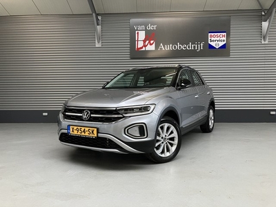 Volkswagen T-Roc 1.5 TSI STYLE/IQ LIGHT/IQ