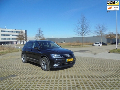 Volkswagen Tiguan 1.4 TSI Connected Series R-Line