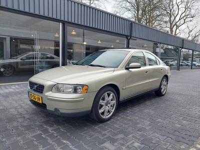 Volvo S60 2.4 Momentum 177.000KM!! Dak Stoelverwarming