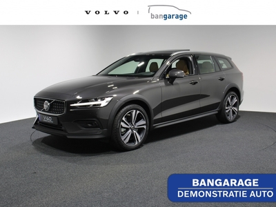 VOLVO V60 Cross Country B5 AWD Ultimate Panoramadak Harman/Kardon Stoelventilatie Automa