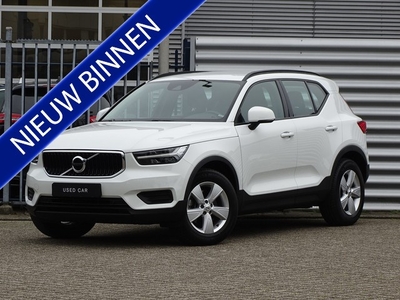 Volvo XC40 T4 Momentum Pilot assist BLIS Trekhaak