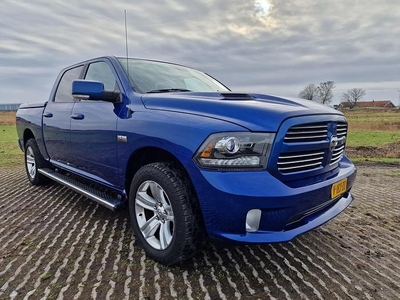 2017 Dodge Ram 1500 | 5.7 HEMI | sport | air suspension