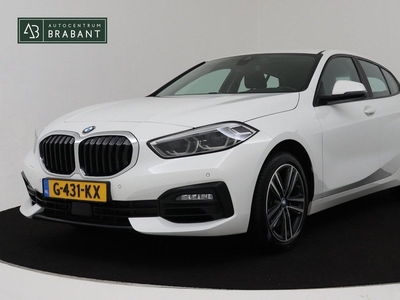 BMW 1-serie 118i Executive Edition (NAVIGATIE, CARPLAY, PDC, DIGITALE COCKPIT, 1e EIGENAAR, DEALER ONDERHOUDEN)