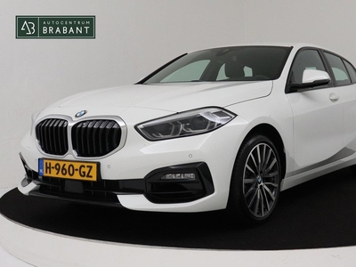 BMW 1-serie 118i High Executive Edition (NAVIGATIE, PARKEERSENSOREN, STOELVERWARMING, DEALER ONDERHOUDEN, 1e EIGENAAR)