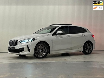 BMW 1-serie 120d xDrive Executive | M-SPORT | PANO | HUD | AMBIANCE | VOL!