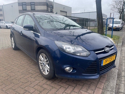 Ford Focus 1.0 EcoBoost 5deurs Lease Titanium Airco/ECC,Navigatie LEES ADVERTENTIE