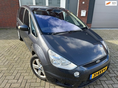 Ford S-Max 2.0 TDCi Titanium 7p / Navi / PDC / Clima / Cruise