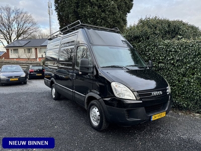 Iveco Daily 35S18V 330 H2L2 Automaat | Airco | Cruise Control | Imperiaal | Ladder | 3 Zits | 3500kg Trekgewicht! | 1e Eigenaar | Nieuwe APK