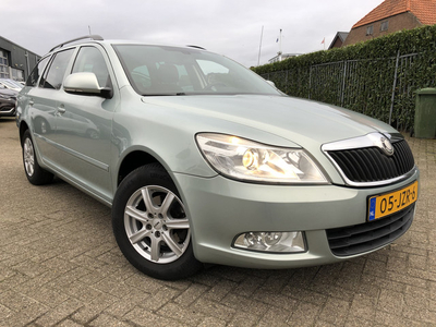 Škoda Octavia Combi 1.4 TSI Automaat Business Line Climate/Trekhaak/Lmv/Cruise