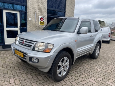 Mitsubishi Pajero Benzine