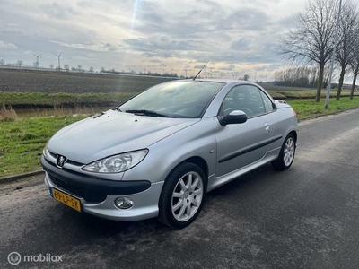 Peugeot 206 CC 1.6-16V Roland Garros automaat !