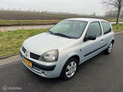 Renault Clio 1.2-16V Authentique