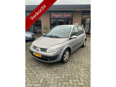 Renault Scenic 2.0-16V Privilège Luxe