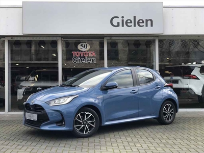 Toyota Yaris 1.5 Hybrid Dynamic Plus | Stoelverwarming, Keyless, 16 inch, Startknop, Parkeercamera, LED, Apple CarPlay/Android Auto