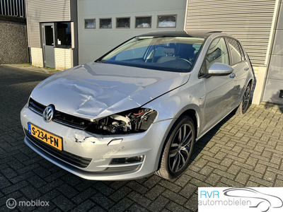 Volkswagen Golf 1.2 TSI PANODAK / STOELVERW / PDC