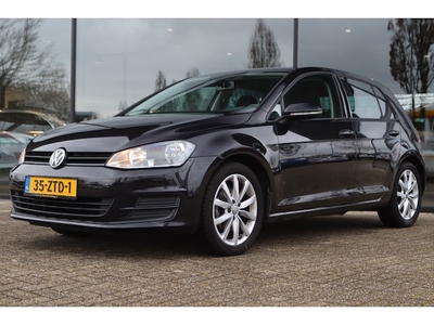 Volkswagen Golf Benzine