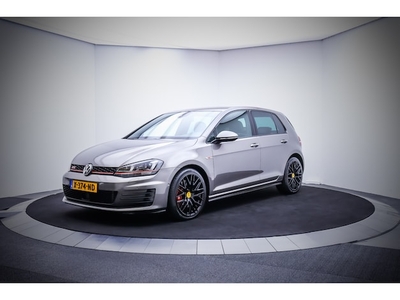 Volkswagen Golf Benzine